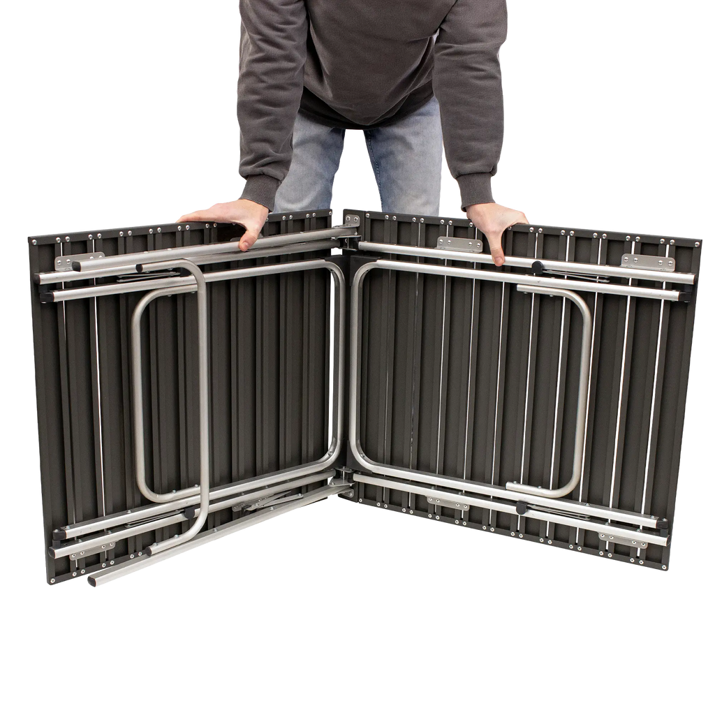 Slim-Fold Table